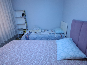 Güngören Camlıkahve'de 3+1 Kat Mülkiyetli 100 m2 Bahçe Katı 19 Yıllık