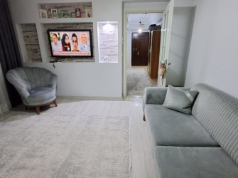 Güngören Camlıkahve'de 3+1 Kat Mülkiyetli 100 m2 Bahçe Katı 19 Yıllık