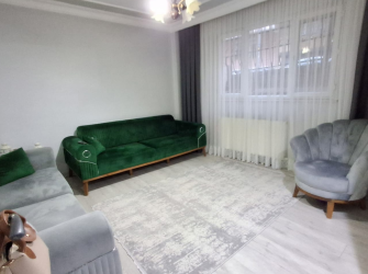 Güngören Camlıkahve'de 3+1 Kat Mülkiyetli 100 m2 Bahçe Katı 19 Yıllık