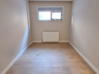 Bahçelievler Cumhuriyet Mh 2+1 Bahçeli 80 m2 Sıfır Bahçe Katı