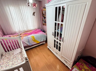 Bahçelievler'de Metroya Yakın 11 Yıllık Sitede 2+1 Satılık Daire