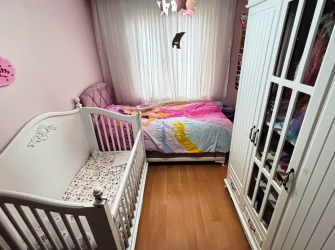 Bahçelievler'de Metroya Yakın 11 Yıllık Sitede 2+1 Satılık Daire