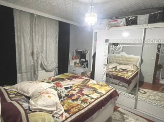 Bahçelievler Camlıkahve'de 5,Kat Asansörlü 19 Yıllık 2+1 Ön Cephe