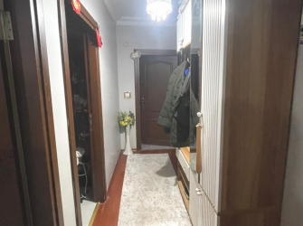 Bahçelievler Camlıkahve'de 5,Kat Asansörlü 19 Yıllık 2+1 Ön Cephe