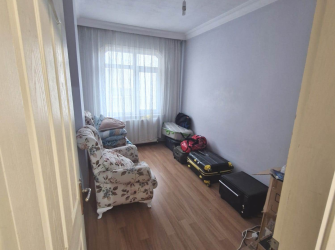 Güngören Güneştepe'de 2,Kat Ön Cephe 2+1Tramvaya Yakın 80 m2