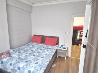 Güngören Güneştepe'de 2,Kat Ön Cephe 2+1Tramvaya Yakın 80 m2