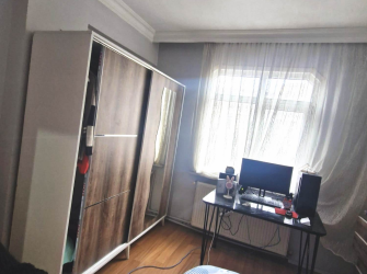 Güngören Güneştepe'de 2,Kat Ön Cephe 2+1Tramvaya Yakın 80 m2