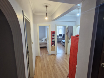 Güngören Güneştepe'de 2,Kat Ön Cephe 2+1Tramvaya Yakın 80 m2