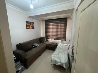 Güngören Güneştepe'de 2,Kat Kredili 2+1 Ön Cephe 85 m2 Balkonlu