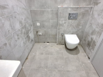 Güngören Merkez'de 1,Kat Cadde Üstü 2+1 Asansörlü 90 m2 Sıfır 