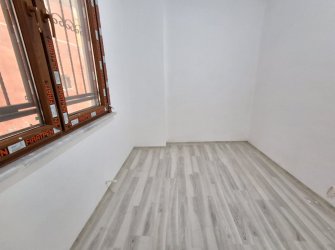 Güngören Merkez'de K.Otoparklı 2+1 Sıfır 80 m2 Yüksek Giriş