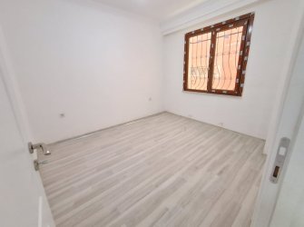 Güngören Merkez'de K.Otoparklı 2+1 Sıfır 80 m2 Yüksek Giriş