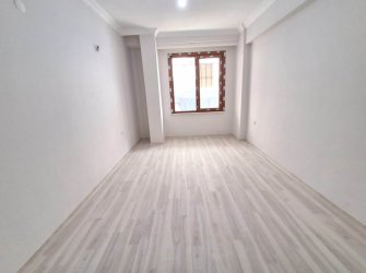 Güngören Merkez'de K.Otoparklı 2+1 Sıfır 80 m2 Yüksek Giriş