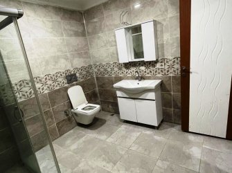 Güngören'de Alt Kat 3+1 Üst Kat 2+1 Ayrı Girişli 200 m2 Dubleks