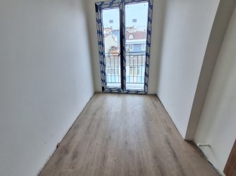 Bahçelievler M.Kemal Cd'sine 6,Kat Sıfır 2+1Köşe 80 m2 Asansörlü