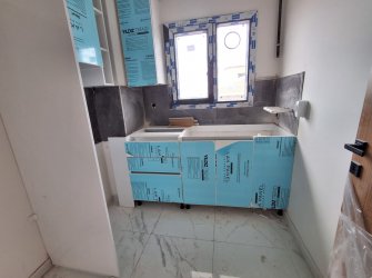 Bahçelievler M.Kemal Cd'sine 6,Kat Sıfır 2+1Köşe 80 m2 Asansörlü