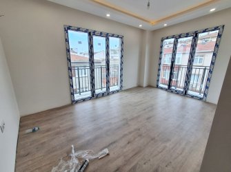 Bahçelievler M.Kemal Cd'sine 6,Kat Sıfır 2+1Köşe 80 m2 Asansörlü