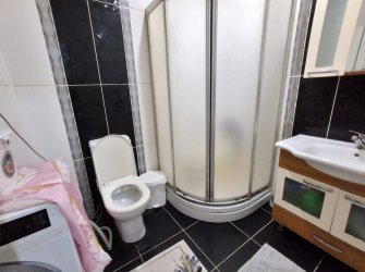 Güngören'de Tramvaya Yakın 2+1 Kredili 70 m2 Bahçe Katı 