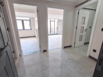 Bahçelievler Parseller'de 5,Kat Ön Cephe 2+1 Sıfır 80 m2 Asansörlü