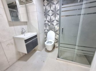 Bahçelievler Parseller'de 5,Kat Ön Cephe 2+1 Sıfır 80 m2 Asansörlü