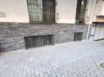 Güngören Güven'de 2+1 İskanlı 70 m2 Bahçe Katı 2 Yıllık Bina