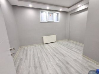 Güngören Güven'de 2+1 İskanlı 70 m2 Bahçe Katı 2 Yıllık Bina