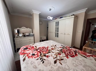 Güngören Güneştepe'de 2,Kat  Balkonlu 2+1 Kredili 2010 Yapımı