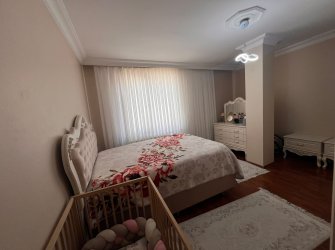 Güngören Güneştepe'de 2,Kat  Balkonlu 2+1 Kredili 2010 Yapımı