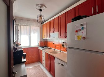 Güngören Güneştepe'de 2,Kat  Balkonlu 2+1 Kredili 2010 Yapımı