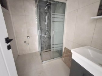 Bahçelievler Camlıkahve'de 2,Kat Asansörlü 2+1 Sıfır 90 m2 Daire