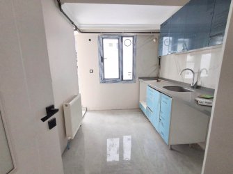 Bahçelievler Camlıkahve'de 2,Kat Asansörlü 2+1 Sıfır 90 m2 Daire