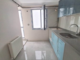 Bahçelievler Camlıkahve'de 2,Kat Asansörlü 2+1 Sıfır 90 m2 Daire