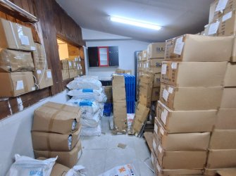 Güngören İnönü Cd'sinde 120 m2 Depolu Düz Giriş Dükkan