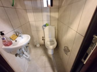 Güngören İnönü Cd'sinde 120 m2 Depolu Düz Giriş Dükkan