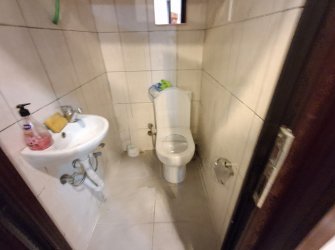 Güngören İnönü Cd'sinde 120 m2 Depolu Düz Giriş Dükkan
