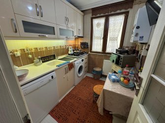 Bahçelievler Cumhuriyet'te 2+1 Kredili Yüksek Giriş 85 m2 Daire