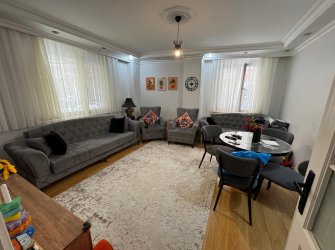 Bahçelievler Cumhuriyet'te 2+1 Kredili Yüksek Giriş 85 m2 Daire