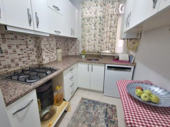 Bahçelievler Camlıkahve'de 1,Kat Kat Mülkiyetli 3+1Tek Daireli 100 m2