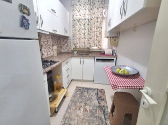 Bahçelievler Camlıkahve'de 1,Kat Kat Mülkiyetli 3+1Tek Daireli 100 m2