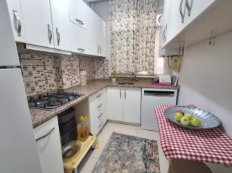 Bahçelievler Camlıkahve'de 1,Kat Kat Mülkiyetli 3+1Tek Daireli 100 m2