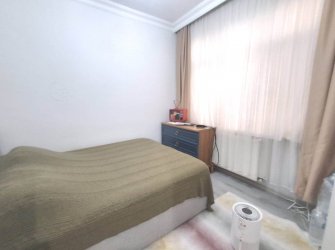 Bahçelievler Camlıkahve'de 1,Kat Kat Mülkiyetli 3+1Tek Daireli 100 m2