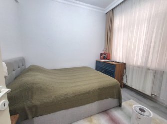 Bahçelievler Camlıkahve'de 1,Kat Kat Mülkiyetli 3+1Tek Daireli 100 m2