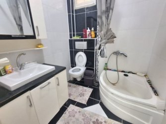 Bahçelievler Camlıkahve'de 1,Kat Kat Mülkiyetli 3+1Tek Daireli 100 m2