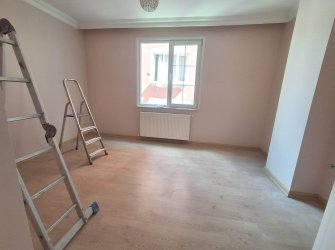 Bahçelievler Camlıkahve'de 2,Kat E.Banyolu 2+1 Asansörlü 100 m2