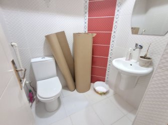 Bahçelievler Camlıkahve'de 2,Kat E.Banyolu 2+1 Asansörlü 100 m2