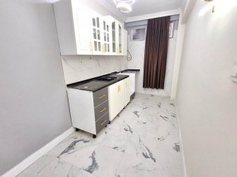 Bahçelievler Çavuşpaşa'da 2+1 Arsa Tapulu 85 m2 İçi Yapılı B.Katı