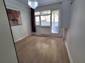 Bahçelievler Çavuşpaşa'da 2+1 Arsa Tapulu 85 m2 İçi Yapılı B.Katı