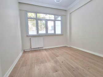 Bahçelievler Çavuşpaşa'da 2+1 Arsa Tapulu 85 m2 İçi Yapılı B.Katı