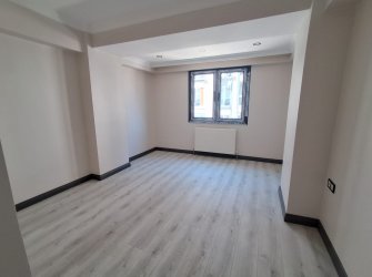 Bahçelievler Camlıkahve'de 2+1 Sıfır Bina 6,Kat Asansörlü 80 m2