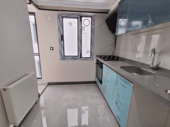 Bahçelievler Camlıkahve'de 2+1 Sıfır Bina 6,Kat Asansörlü 80 m2